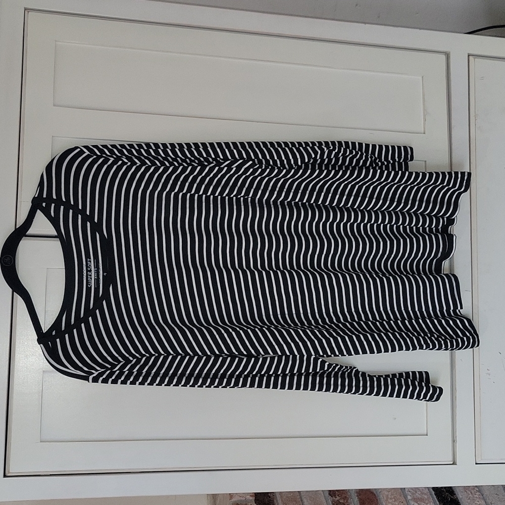 Torrid Super Soft Knit Shirt NWOT